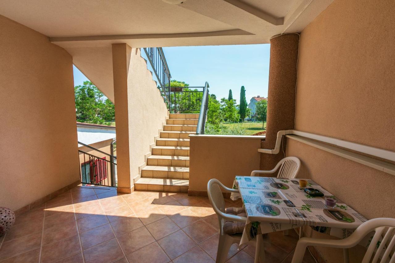 Apartments Armando Fažana Extérieur photo