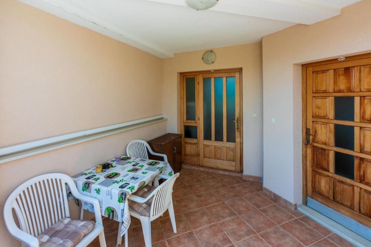 Apartments Armando Fažana Extérieur photo