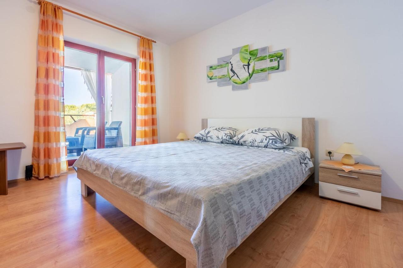 Apartments Armando Fažana Extérieur photo